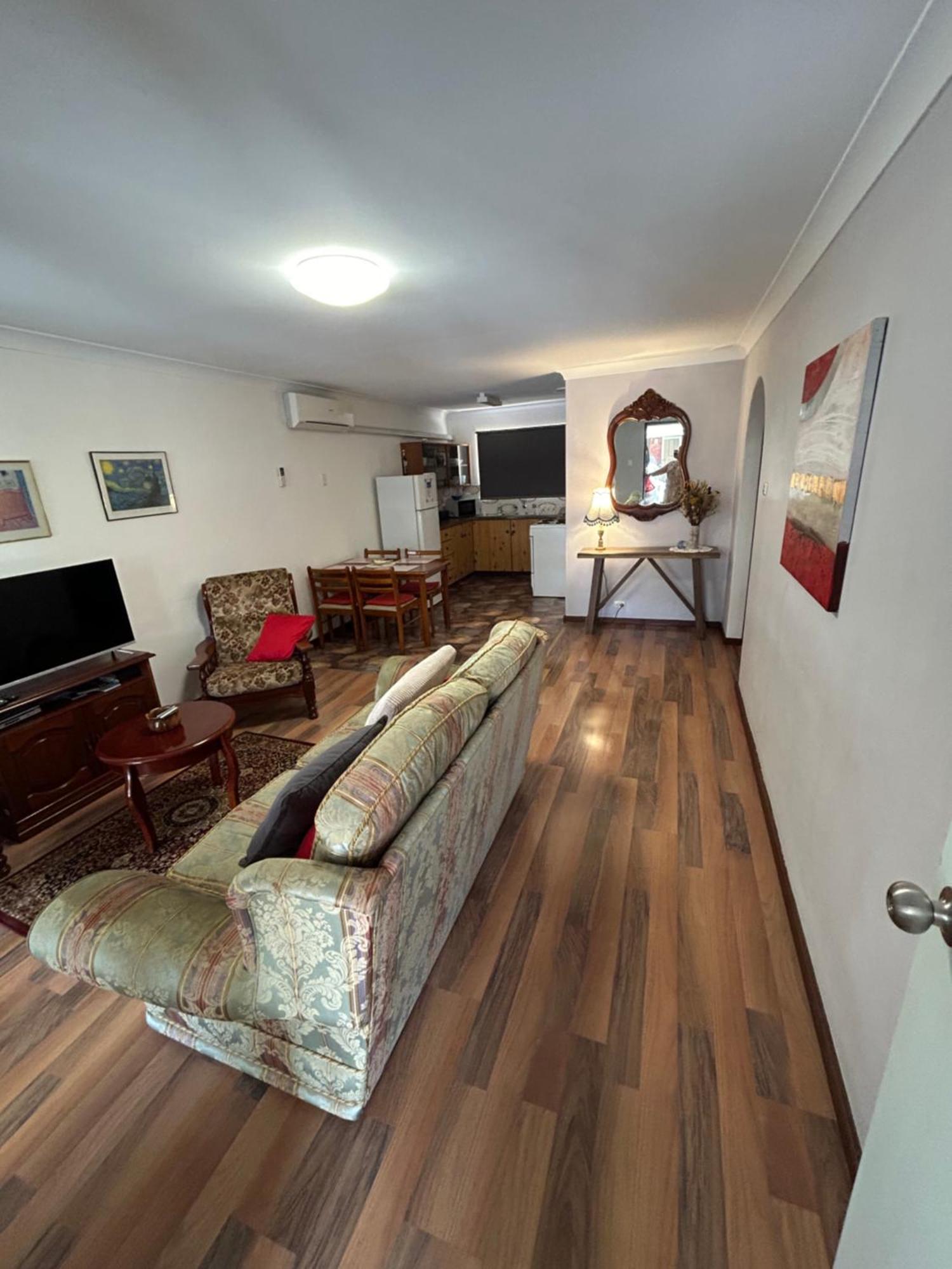 Champion Bay Beach Unit, With Own Carport, Geraldton Exteriör bild